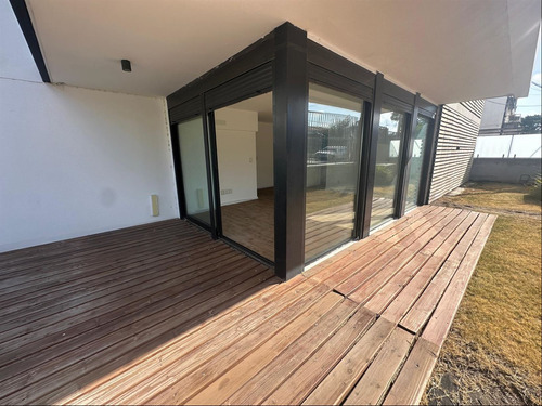 Parque Batlle Venta Apartamento 2 Dormitorios Y 2 Baños