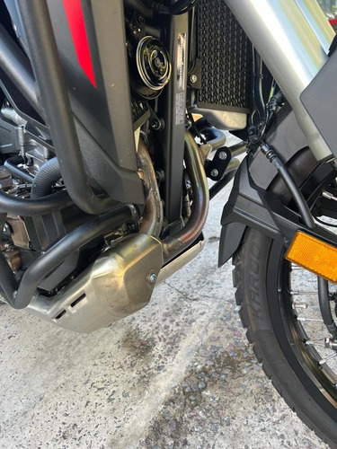 Imagen 22 de 25 de Honda Africa Twin Automatica C/accesorios Crf Motopier