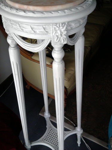 Pedestal Luis Xvi French Country