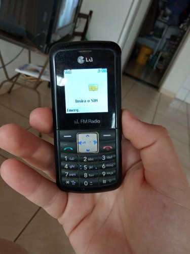 Celular LG Kp106b