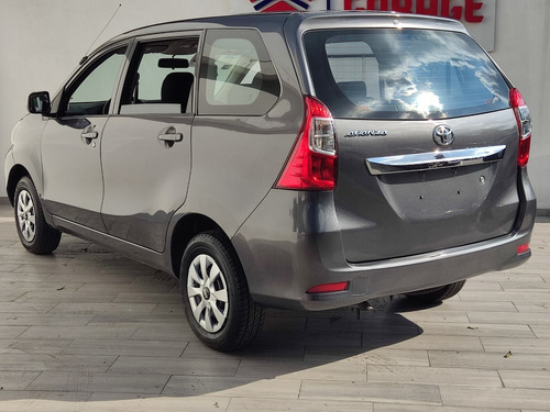 Imagen 5 de 15 de Toyota Avanza 2017 Automatica Factura Agencia Unico Dueño