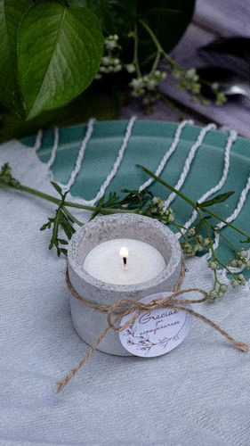 80 Velas Para Recuerdos. Boda, Bautizo, Xv. Base Concreto