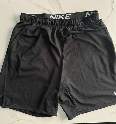 Short Training Nike