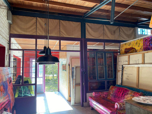 Imagen 6 de 10 de Casa En Venta De Tres Dormitorios Parque Y Pileta