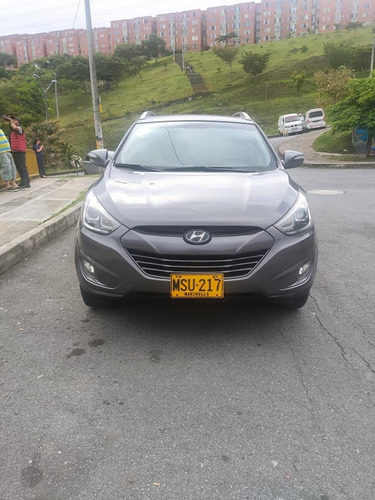 Hyundai TUCSON IX-35 2.0l 164 hp 4x4