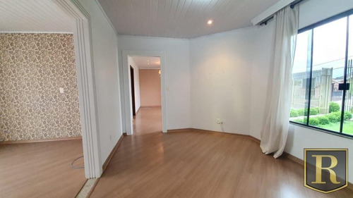 Casa Para Venda Em Guarapuava, Bonsucesso, 3 Dormitórios, 1 Suíte, 2 Banheiros, 6 Vagas - Cs-0032_2-1004250