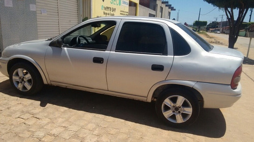Chevrolet Corsa Sedan 1.0 4p 2003