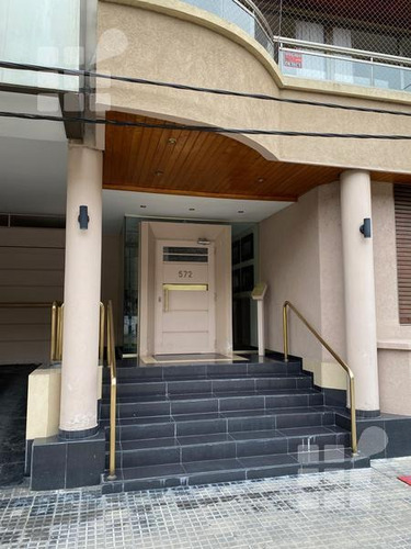 Imagen 2 de 17 de Departamento - La Plata