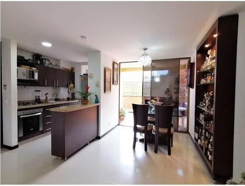 Imagen 1 de 25 de Apartamento En Venta San Joaquin 1092-833