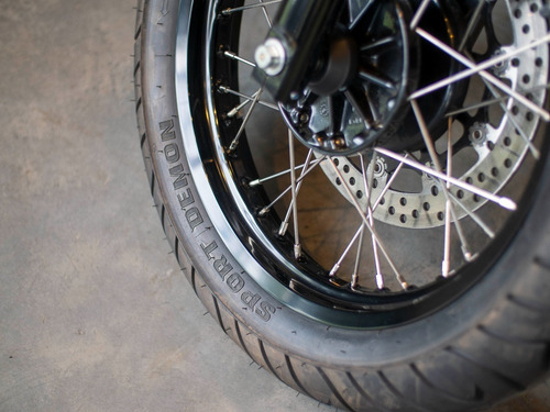 Imagen 6 de 25 de Royal Enfield Continental Gt Customizada