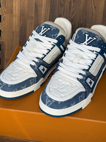 Tenis Louis Vuitton Trainer Clasic Amiri Gucci Balenciaga Boss Gabbana (Usado)
