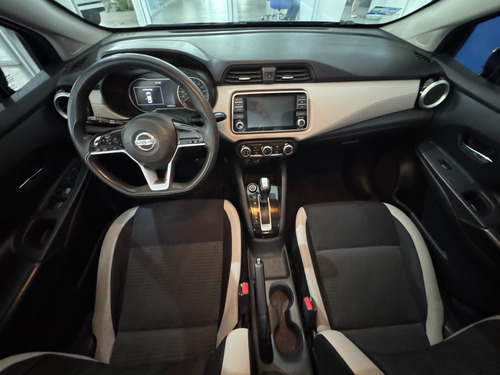 Nissan Versa 4p Advance L4/1.6 Aut