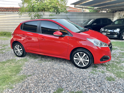 Peugeot 208 1.6 Allure