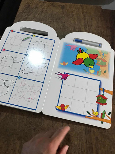 Imagem 4 de 7 de Desenhe Apague E Comece Novamente