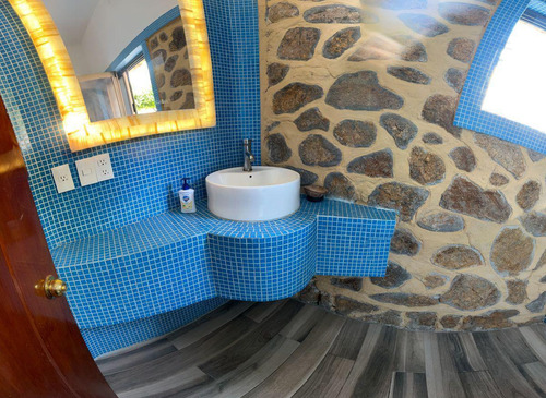 Casa Con Alberca En Privada Con Acceso Y Vista Al Lago De Tequesquitengo