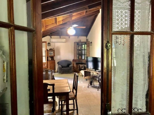 Imagen 9 de 17 de Casa Chalet En Venta Castelar Norte - Toma Menor Valor