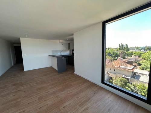 Se Vende Apartamento 2 Dormitorios Con Gge, Parque Miramar