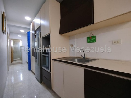 Apartamento Amoblado En Alquiler, Piso Bajo, Cercana A Vías Principales. Avenida Principal De Coropo. Rah 25-17438