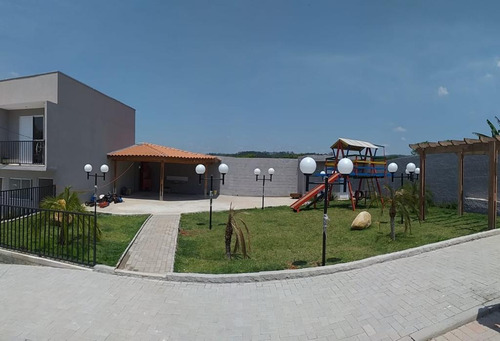 Imagem 9 de 14 de Pronto P/ Morar, 2 Dorms, Sacada, Quintal - R$ 189.900,00
