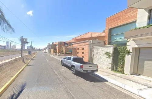 Amplia Casa En Venta En Av. Costa De Oro, Costa De Oro Veracruz, Veracruz. Cmr.