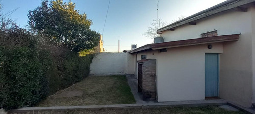 Imagen 2 de 6 de Edificio Comercial En Venta - 2 Baños - 138mts2 - General San Martin
