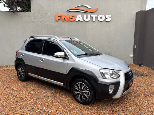 Toyota Etios 1.5 Cross