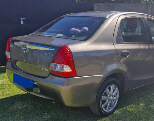 Toyota Etios 1.5 Sedan Xls