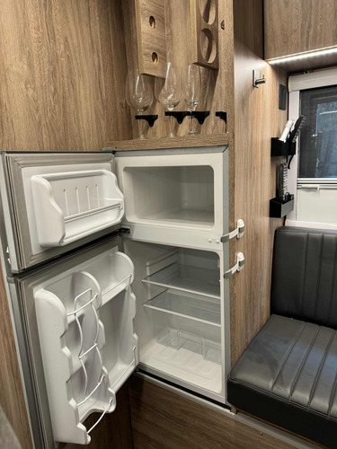 Camper