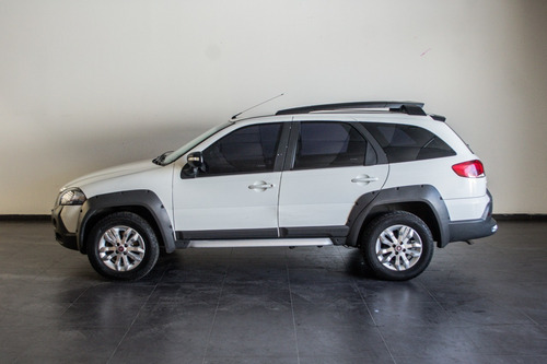 Imagen 5 de 21 de Fiat Palio Weekend Weekend Adventure 1.6 Nafta Pli Nv