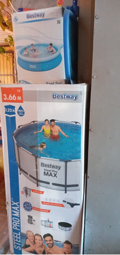 Piscina Estructural Bestway 3.66 M X 1.22 Alto Usada