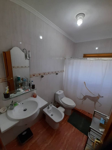 Imagen 10 de 16 de Altacasa Vende Hermosa Y Amplia Casa En El Parral