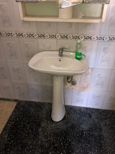 Venta Casa 3 Dormitorios Con Amplio Terreno Mas Local Comercial