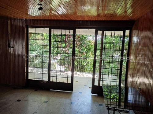 Imagen 8 de 30 de Casa Para Remodelar En Venta, Urb. Los Palos Grandes
