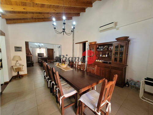 Casa En Venta - Zona B5 - Excelente Estado - Ideal Para Vivienda