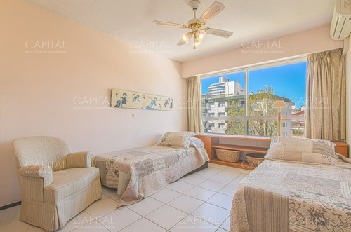 Imagen 6 de 22 de Penthouse Frente Al Puerto De Punta Del Este