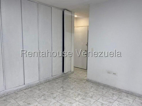Apartamento En Venta. Las Palmas. Mls 25-9328