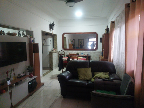 Casa Isolada Com 4 Quartos, Sendo 2 Suites- 250m² - Lado Praia Com Edícula - Confortom Elegancia |