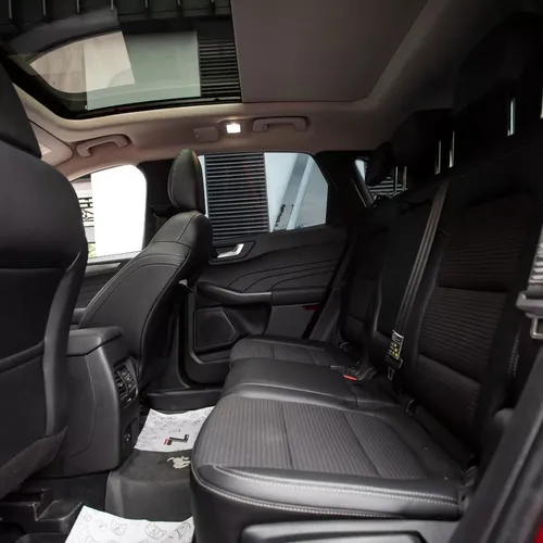 Ford Escape titanium 2.0