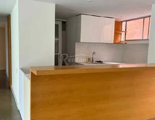 Apartamento En Arriendo En San Lucas. Cod A776138