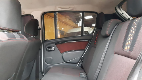 Imagen 13 de 15 de Renault Sandero 2013 Stepway 1.6 Privilege Plus 105cv