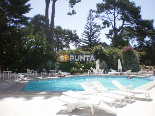 Imagen 29 de 30 de Apartamento En Venta Con Vista Al Mar De Tres Dormitorios - Oportunidad