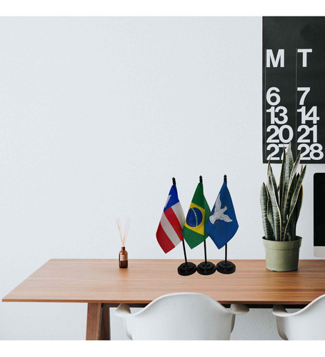 Kit 3 Bandeiras De Mesa/mão Brasil Bahia E Salvador
