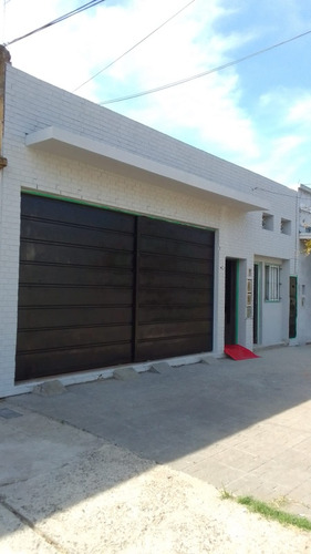 Dueño Vende Ph 2ambientes Con Cochera. Acepto Autos.