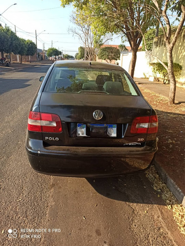 Imagem 3 de 7 de Volkswagen Polo Sedan 2003 2.0 4p
