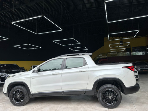 Fiat Toro 2.4 16v Freedom Flex 4x2 Aut. 4p
