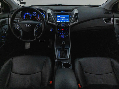 Imagem 8 de 14 de Hyundai Elantra Gls 2.0 16v Flex Aut.