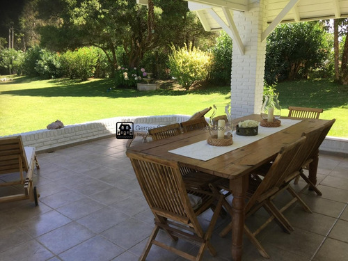 Casa En Rincón Del Indio - Punta Del Este- Ref: 1717