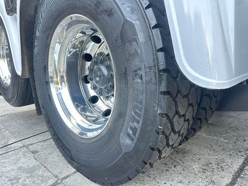 Mb 2548 Actros Ano 2022 Teto Alto 6x2 Único Dono Financia