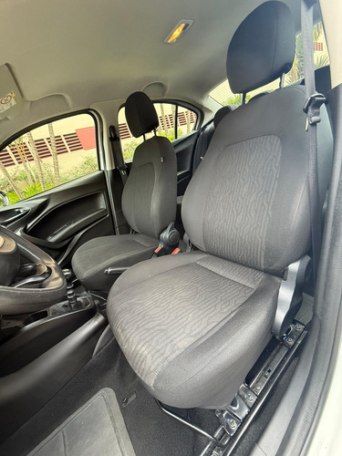 Fiat Cronos 1.0 Flex 4p