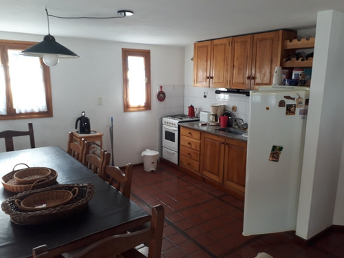 Imagen 3 de 10 de Venta-triplex-cochera-centro-san Martin De Los Andes-neuquén